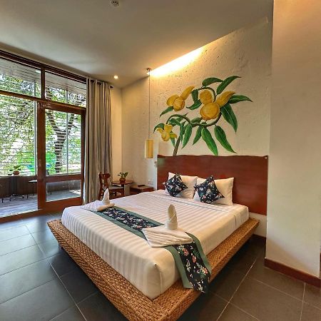 Monsoon Riverside Hotel Πνομ Πενχ Εξωτερικό φωτογραφία