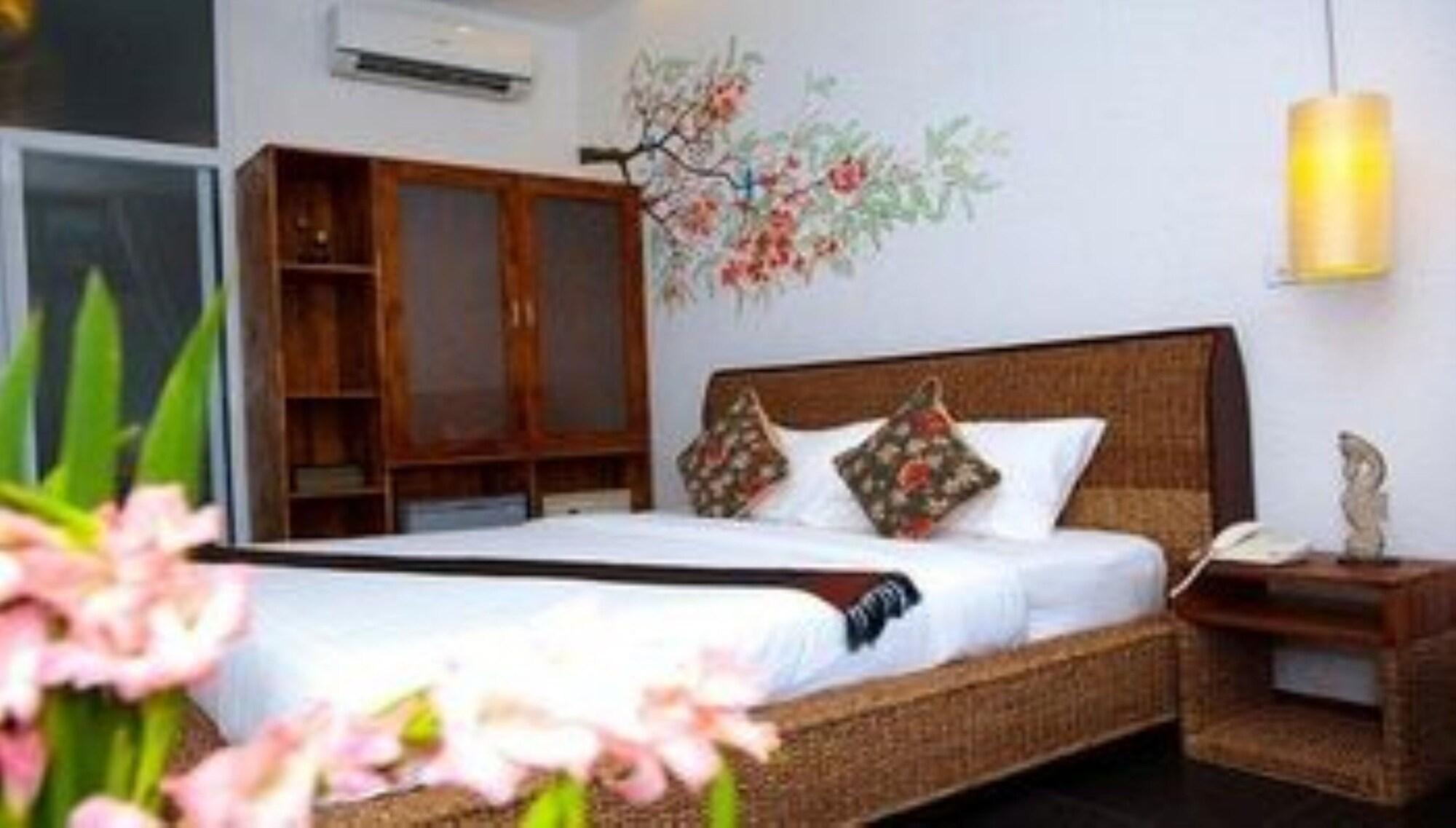 Monsoon Riverside Hotel Πνομ Πενχ Εξωτερικό φωτογραφία