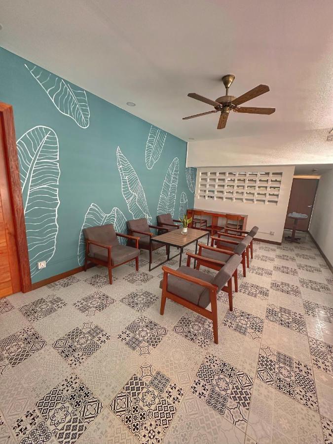Monsoon Riverside Hotel Πνομ Πενχ Εξωτερικό φωτογραφία