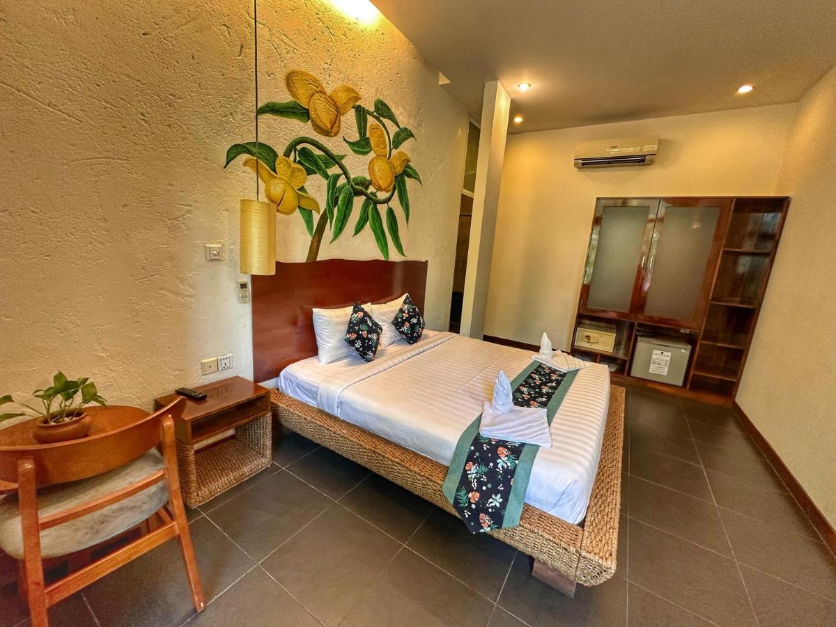 Monsoon Riverside Hotel Πνομ Πενχ Εξωτερικό φωτογραφία
